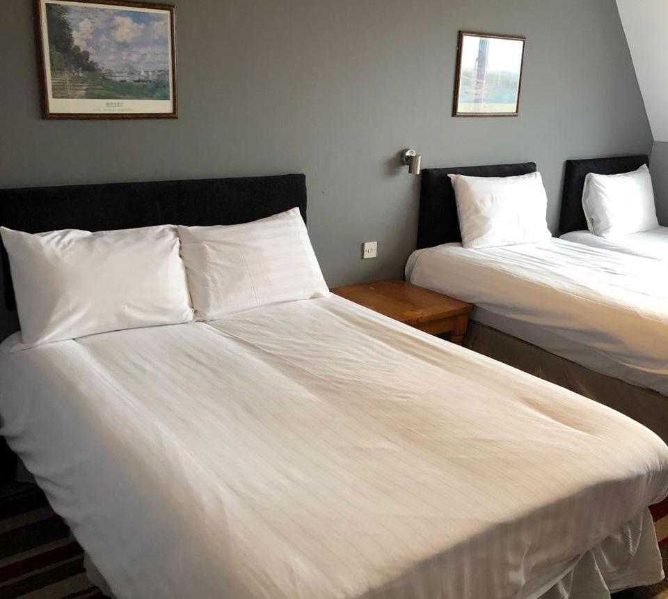 The Airman Hotel Shefford Екстер'єр фото